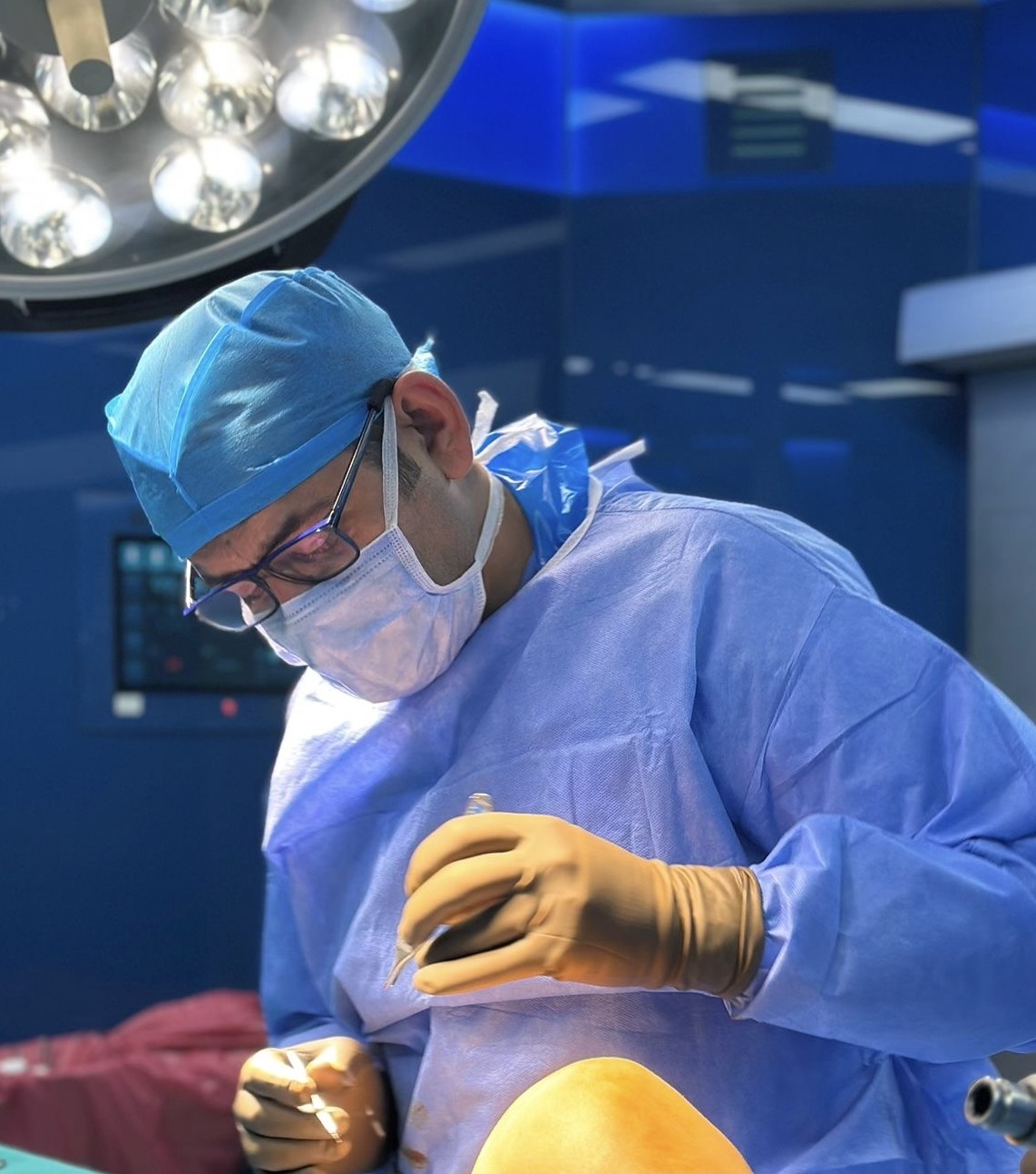Op. Dr. Mehmet Uysal — Ortopedi ve Travmatoloji Uzmanı